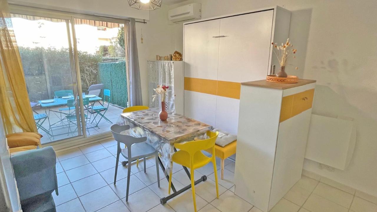 Santa Cruz Apartment Sainte-Maxime Exterior foto